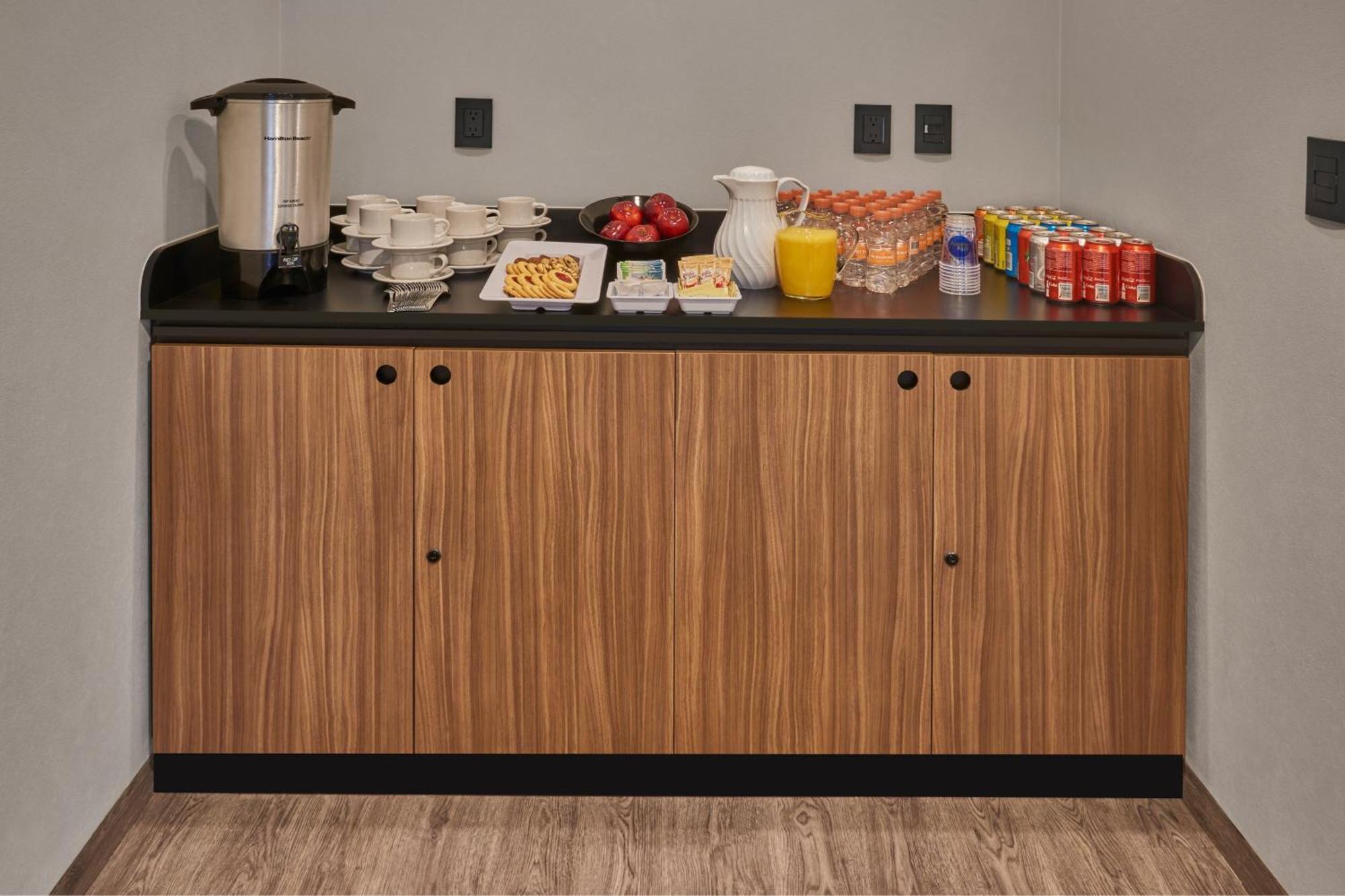 City Express Plus By Marriott Leon Centro De Convenciones Exterior foto