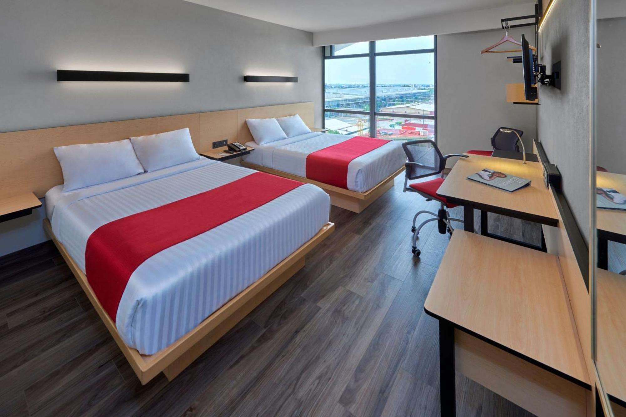 City Express Plus By Marriott Leon Centro De Convenciones Exterior foto