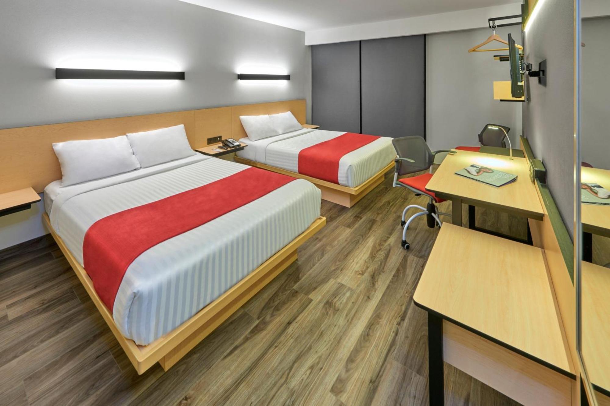 City Express Plus By Marriott Leon Centro De Convenciones Exterior foto