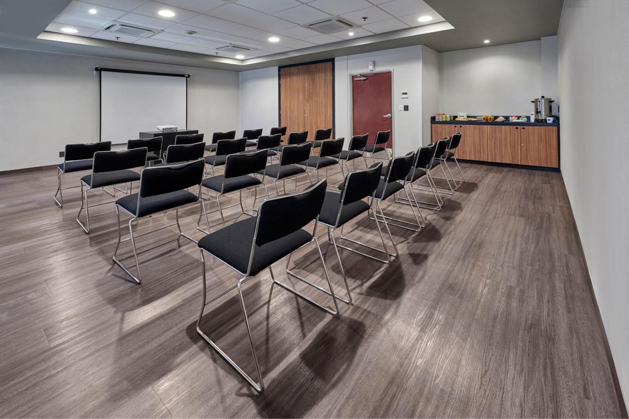 City Express Plus By Marriott Leon Centro De Convenciones Exterior foto